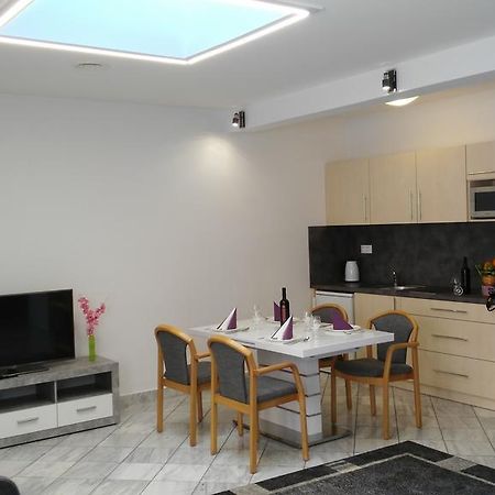 쇼프론 Fueredi Haz Apartman 아파트 외부 사진
